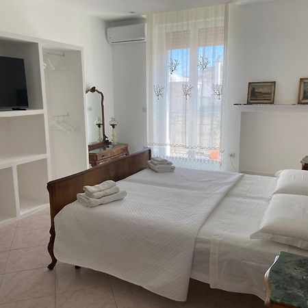 La Casa Di Nonna Celeste Brindisi Buitenkant foto